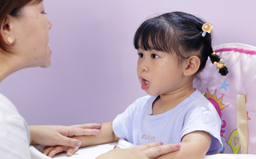 武漢漢口哪里有小孩語言訓練班？